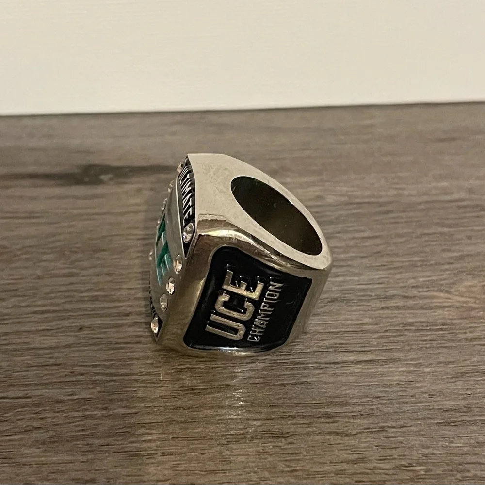 Ultimate Championship Experience UCE Champion Ring Size 6 Silver Tone